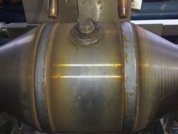 Корпус запорного крана сваренный на установке АС355с. Облицовочный шов выполнен с колебаниями горелки.